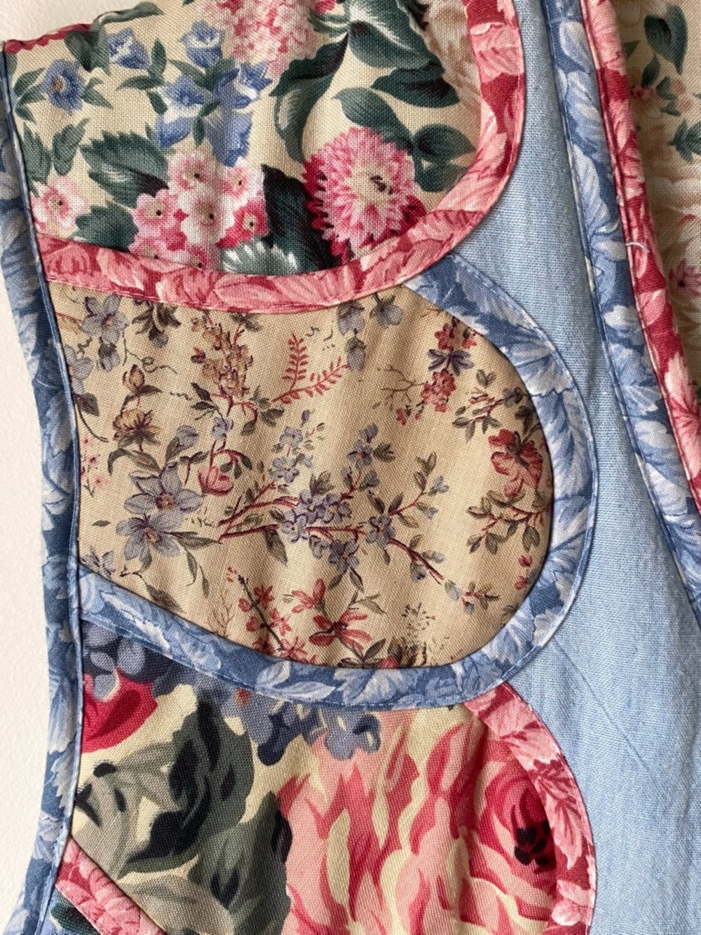 Suttles and Seawinds quilted reversible vest - Picture 10 of 15